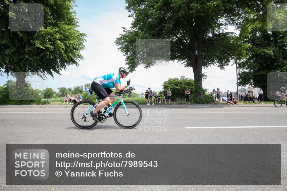 15.06.2025 - 7 Türme Triathlon Yannick Fuchs http://msf.ph/oto/7989543 15.06.2025 13:04:52 Radfahren 464, 474, 502, 944, 1007, 1082 meine-sportfotos.de