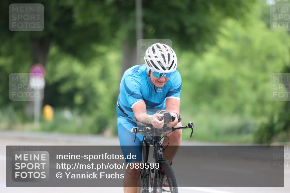 15.06.2025 - 7 Türme Triathlon Yannick Fuchs http://msf.ph/oto/7989599 15.06.2025 11:49:24 Radfahren  meine-sportfotos.de