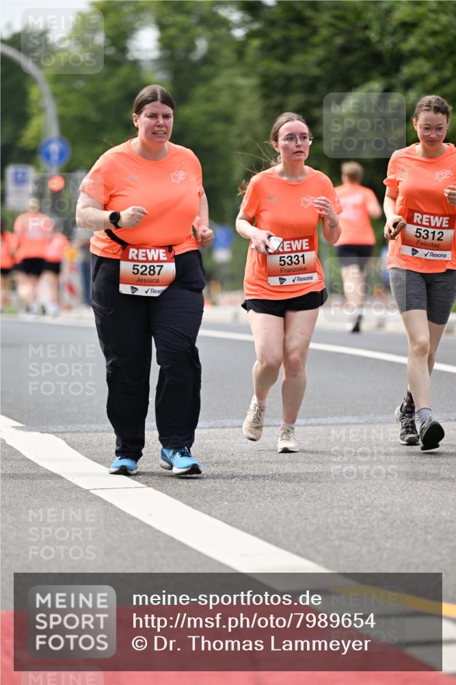 15.06.2025 - REWE Women's Run Dr. Thomas Lammeyer http://msf.ph/oto/7989654 15.06.2025 10:49:23 Laufen 5287, 5331, 5312 meine-sportfotos.de