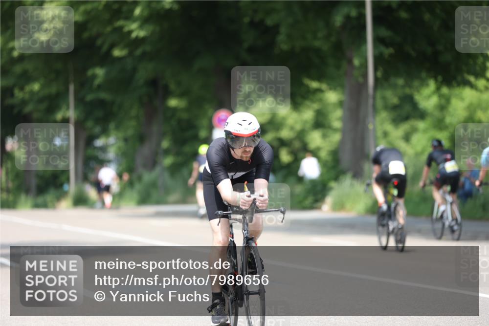 15.06.2025 - 7 Türme Triathlon Yannick Fuchs http://msf.ph/oto/7989656 15.06.2025 13:01:59 Radfahren 355, 453, 456, 554, 644, 853, 1074, 1074, 1114 meine-sportfotos.de