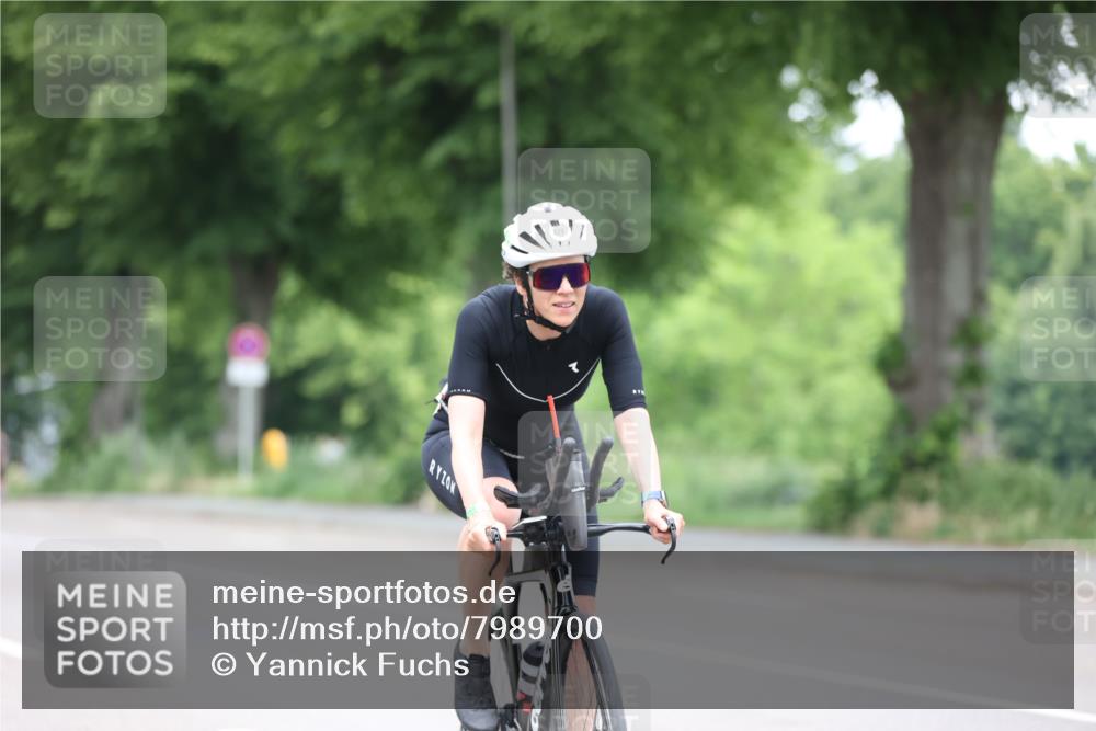 15.06.2025 - 7 Türme Triathlon Yannick Fuchs http://msf.ph/oto/7989700 15.06.2025 11:49:53 Radfahren 327 meine-sportfotos.de