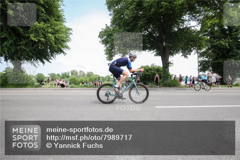 15.06.2025 - 7 Türme Triathlon Yannick Fuchs http://msf.ph/oto/7989717 15.06.2025 13:06:35 Radfahren 502, 544, 834 meine-sportfotos.de