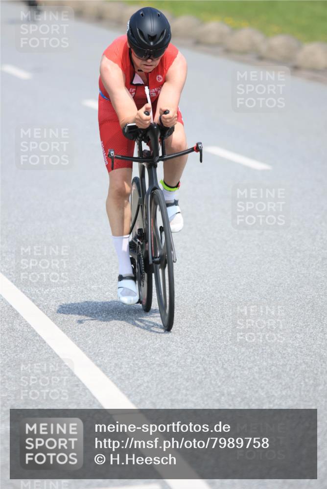 21.06.2025 - 27. Vierlanden-Triathlon H.Heesch http://msf.ph/oto/7989758 15.06.2025 11:47:43 Radfahren 82, 108, 706, 709, 829, 847 meine-sportfotos.de