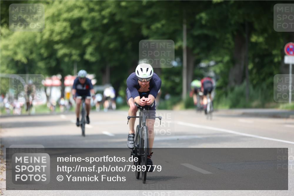 15.06.2025 - 7 Türme Triathlon Yannick Fuchs http://msf.ph/oto/7989779 15.06.2025 13:02:30 Radfahren 270, 271, 376, 525, 578, 641, 717, 889, 899, 1044, 1052, 1054, 1055, 1095, 1143 meine-sportfotos.de