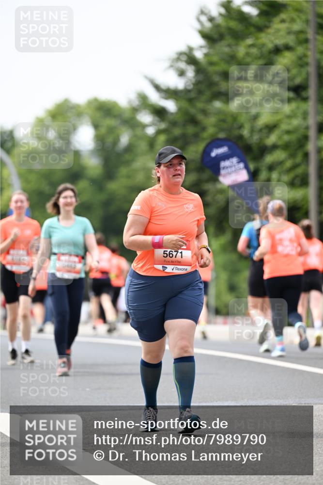 15.06.2025 - REWE Women's Run Dr. Thomas Lammeyer http://msf.ph/oto/7989790 15.06.2025 10:49:32 Laufen 5671 meine-sportfotos.de
