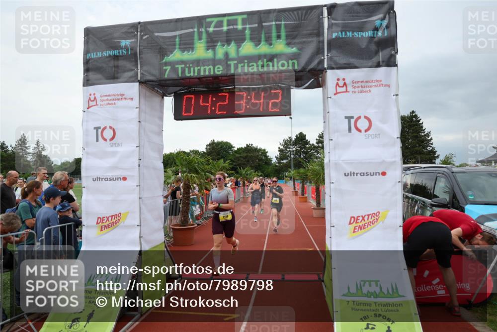 15.06.2025 - 7 Türme Triathlon Michael Strokosch http://msf.ph/oto/7989798 15.06.2025 14:23:41 Ziel 622, 632, 711, 905, 1179 meine-sportfotos.de