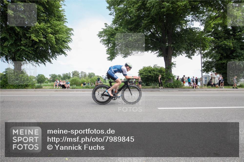 15.06.2025 - 7 Türme Triathlon Yannick Fuchs http://msf.ph/oto/7989845 15.06.2025 13:08:05 Radfahren 299, 552, 600, 1065 meine-sportfotos.de
