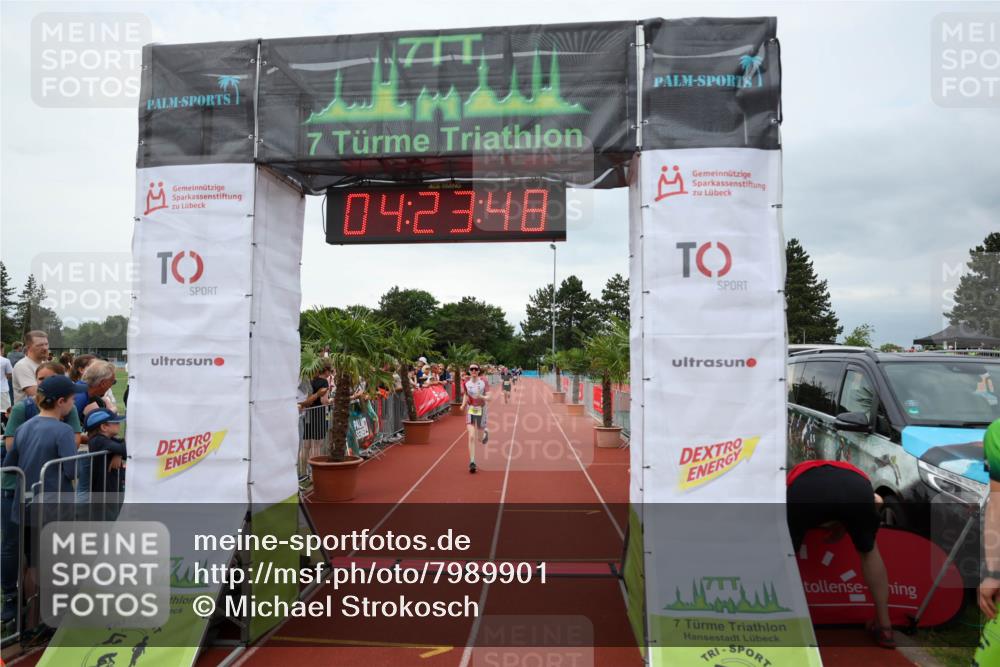 15.06.2025 - 7 Türme Triathlon Michael Strokosch http://msf.ph/oto/7989901 15.06.2025 14:23:48 Ziel 622, 632, 711, 823, 1179 meine-sportfotos.de