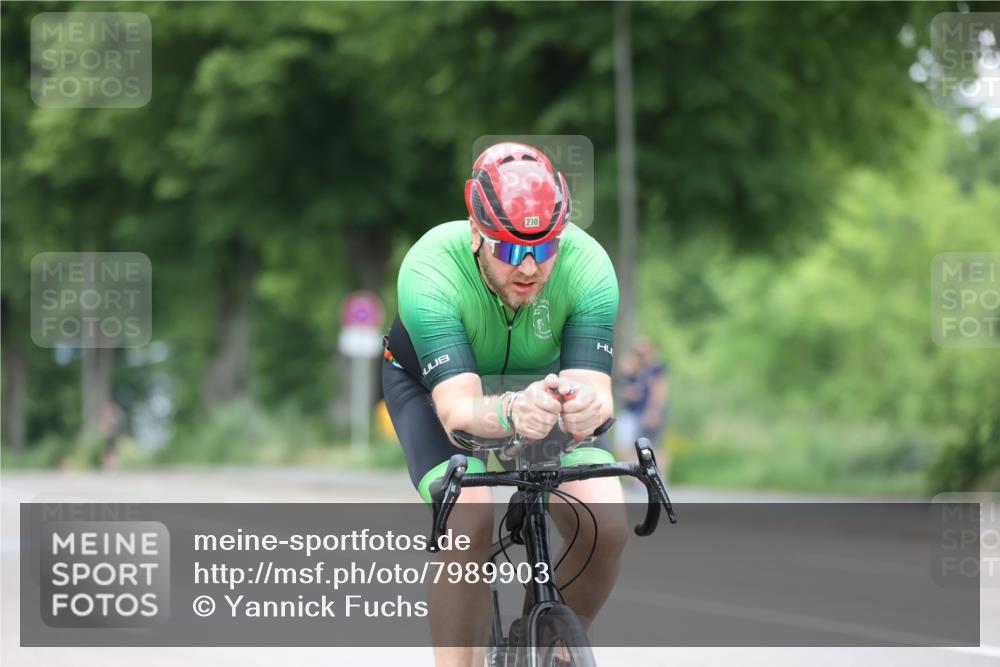 15.06.2025 - 7 Türme Triathlon Yannick Fuchs http://msf.ph/oto/7989903 15.06.2025 11:51:34 Radfahren 272, 327 meine-sportfotos.de