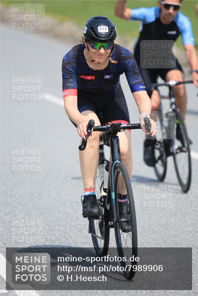 21.06.2025 - 27. Vierlanden-Triathlon H.Heesch http://msf.ph/oto/7989906 15.06.2025 11:48:32 Radfahren 223, 781, 816, 866 meine-sportfotos.de
