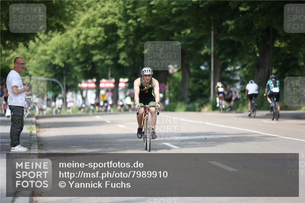 15.06.2025 - 7 Türme Triathlon Yannick Fuchs http://msf.ph/oto/7989910 15.06.2025 13:02:35 Radfahren 196, 271, 376, 525, 641, 717, 899, 1052, 1095 meine-sportfotos.de
