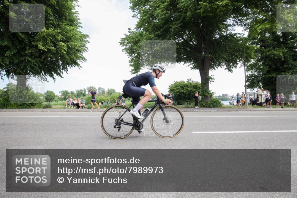 15.06.2025 - 7 Türme Triathlon Yannick Fuchs http://msf.ph/oto/7989973 15.06.2025 13:10:04 Radfahren 230, 415, 553 meine-sportfotos.de