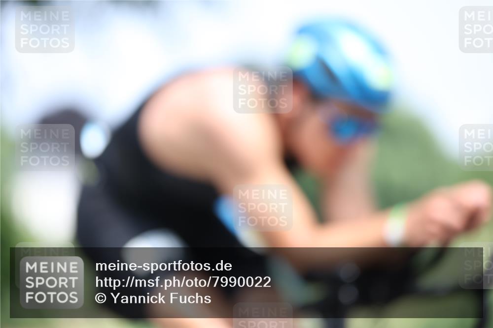 15.06.2025 - 7 Türme Triathlon Yannick Fuchs http://msf.ph/oto/7990022 15.06.2025 13:03:07 Radfahren 194, 652, 798, 826, 953, 1085, 1106, 1180 meine-sportfotos.de