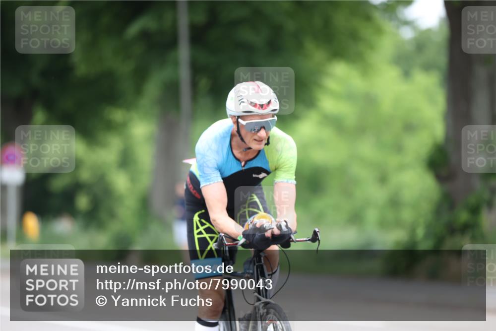 15.06.2025 - 7 Türme Triathlon Yannick Fuchs http://msf.ph/oto/7990043 15.06.2025 11:51:50 Radfahren 252, 271, 316, 325 meine-sportfotos.de