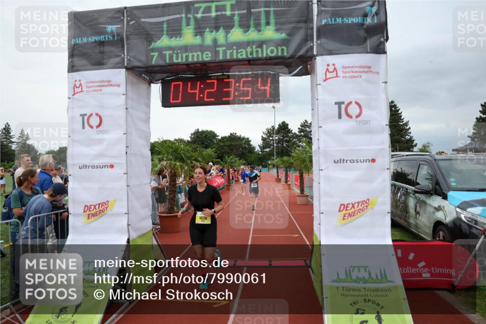 15.06.2025 - 7 Türme Triathlon Michael Strokosch http://msf.ph/oto/7990061 15.06.2025 14:23:54 Ziel 595, 823, 861, 1038 meine-sportfotos.de