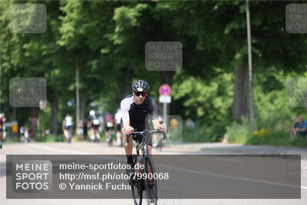 15.06.2025 - 7 Türme Triathlon Yannick Fuchs http://msf.ph/oto/7990068 15.06.2025 13:03:33 Radfahren 334, 469, 554, 587 meine-sportfotos.de