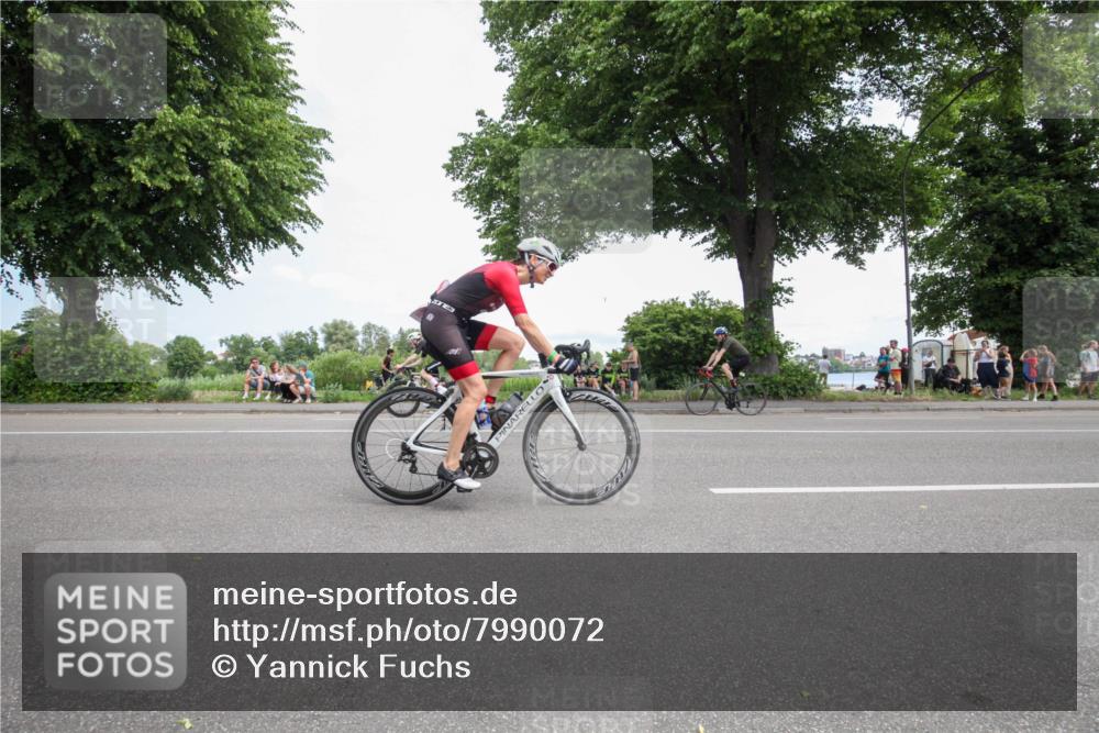 15.06.2025 - 7 Türme Triathlon Yannick Fuchs http://msf.ph/oto/7990072 15.06.2025 13:11:19 Radfahren 243, 607, 973 meine-sportfotos.de