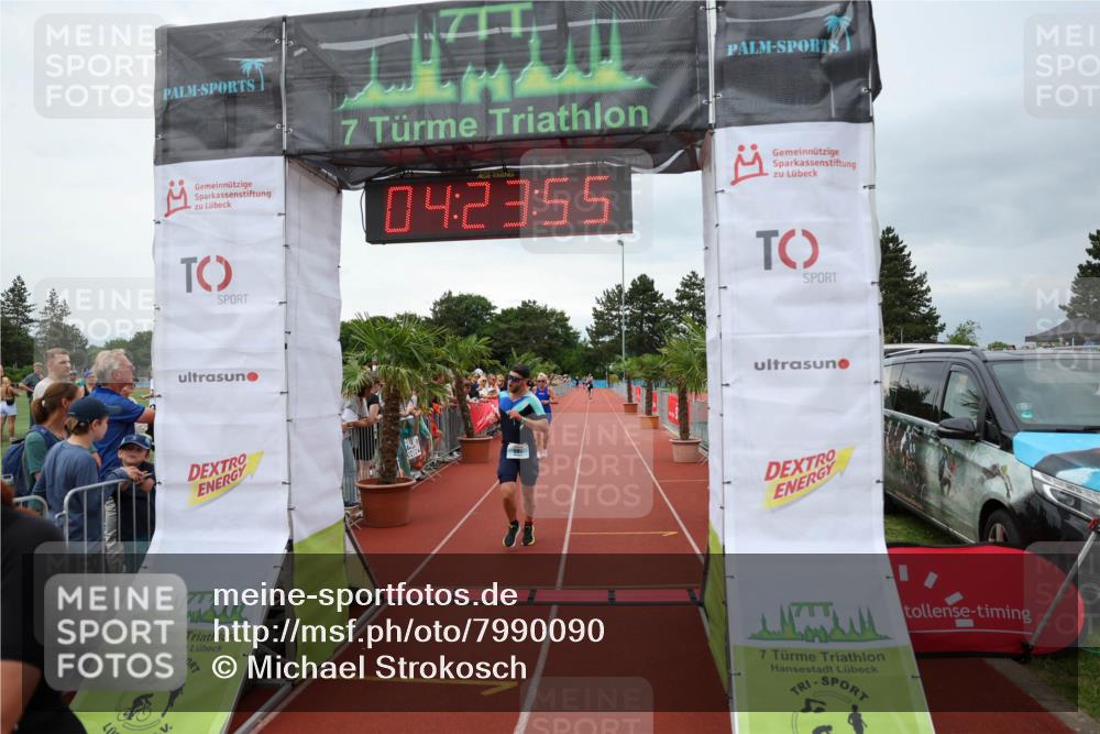 15.06.2025 - 7 Türme Triathlon Michael Strokosch http://msf.ph/oto/7990090 15.06.2025 14:23:55 Ziel 595, 823, 861, 1038 meine-sportfotos.de