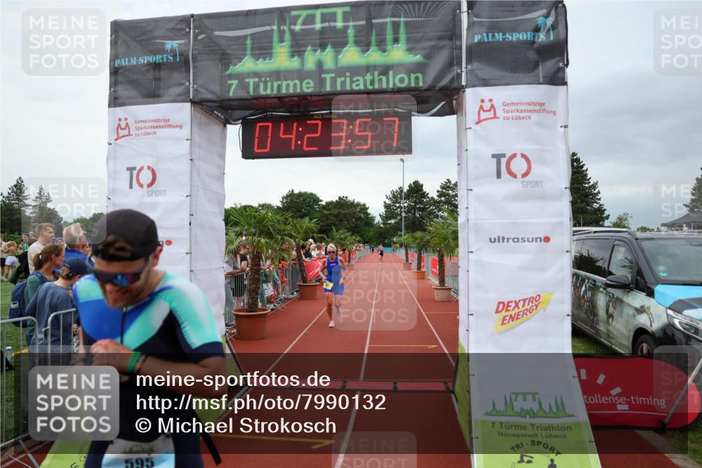 15.06.2025 - 7 Türme Triathlon Michael Strokosch http://msf.ph/oto/7990132 15.06.2025 14:23:57 Ziel 595, 823, 861, 1038 meine-sportfotos.de
