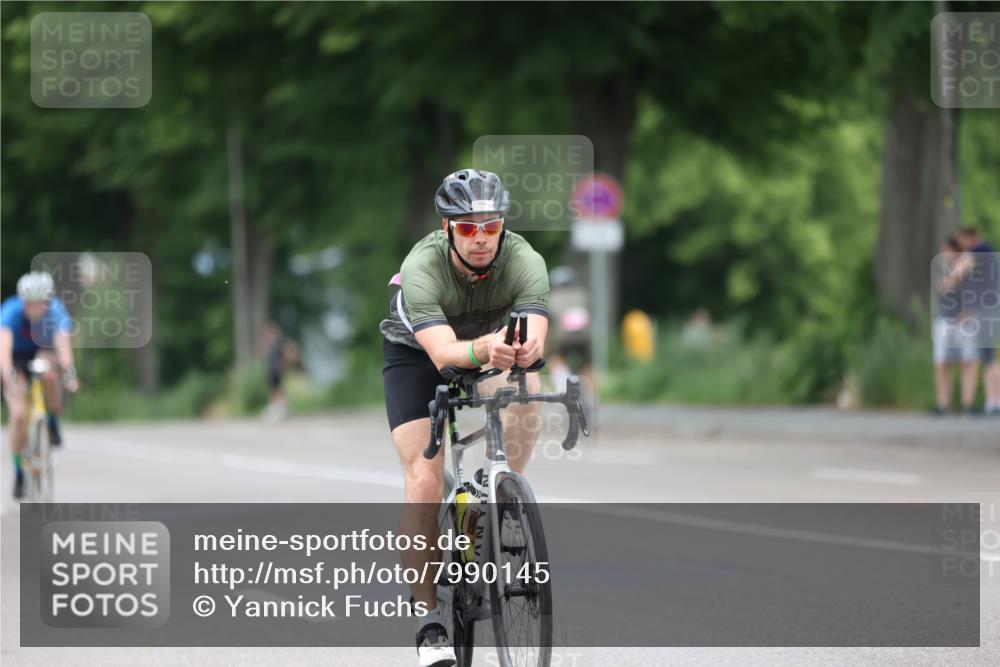 15.06.2025 - 7 Türme Triathlon Yannick Fuchs http://msf.ph/oto/7990145 15.06.2025 11:52:15 Radfahren 230, 298 meine-sportfotos.de