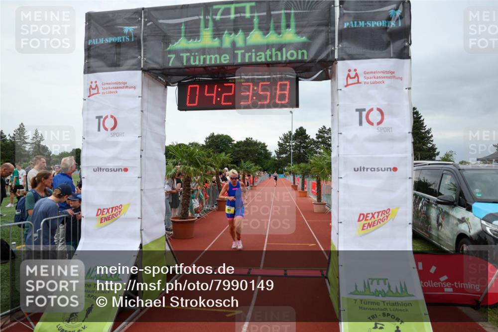 15.06.2025 - 7 Türme Triathlon Michael Strokosch http://msf.ph/oto/7990149 15.06.2025 14:23:57 Ziel 595, 823, 861, 1038 meine-sportfotos.de