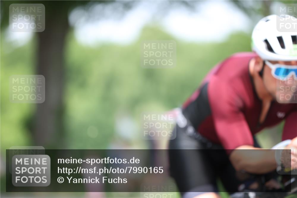 15.06.2025 - 7 Türme Triathlon Yannick Fuchs http://msf.ph/oto/7990165 15.06.2025 13:03:37 Radfahren 334, 469, 516, 587, 1103 meine-sportfotos.de