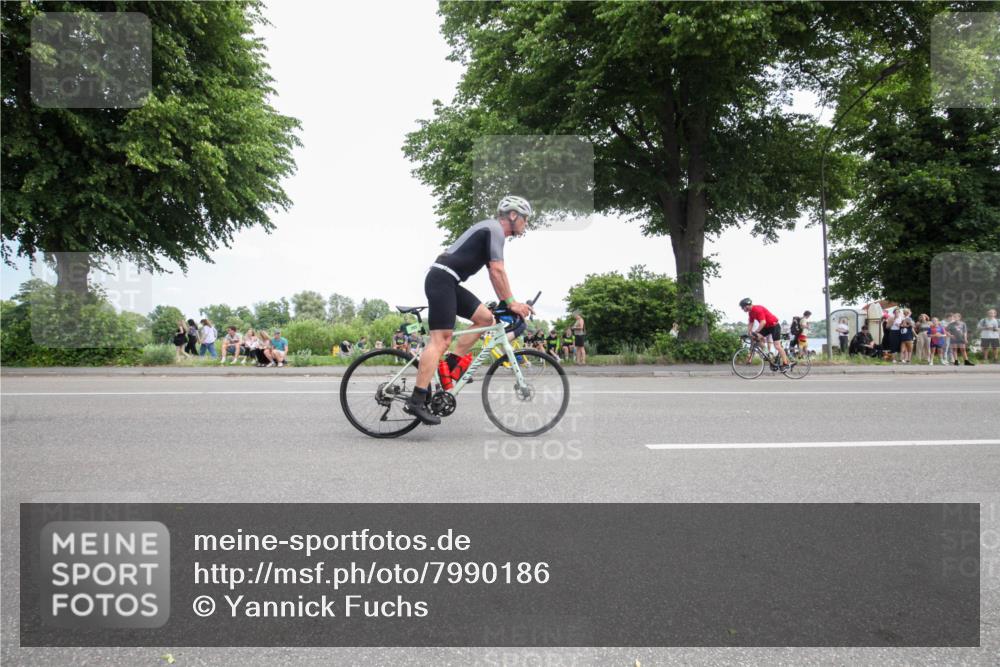 15.06.2025 - 7 Türme Triathlon Yannick Fuchs http://msf.ph/oto/7990186 15.06.2025 13:12:00 Radfahren 228, 230, 553, 928, 932 meine-sportfotos.de