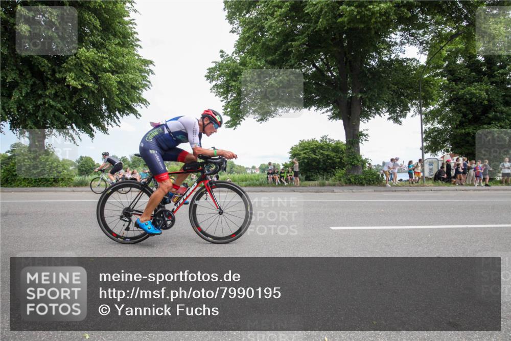 15.06.2025 - 7 Türme Triathlon Yannick Fuchs http://msf.ph/oto/7990195 15.06.2025 13:12:09 Radfahren 555 meine-sportfotos.de