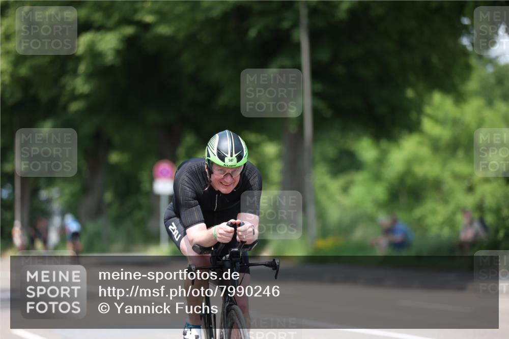 15.06.2025 - 7 Türme Triathlon Yannick Fuchs http://msf.ph/oto/7990246 15.06.2025 13:03:40 Radfahren 218, 516, 587, 619, 1103 meine-sportfotos.de