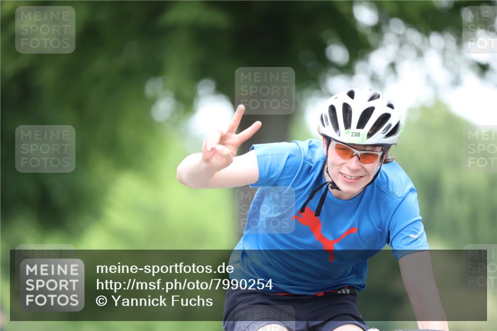 15.06.2025 - 7 Türme Triathlon Yannick Fuchs http://msf.ph/oto/7990254 15.06.2025 11:52:18 Radfahren 230, 298 meine-sportfotos.de