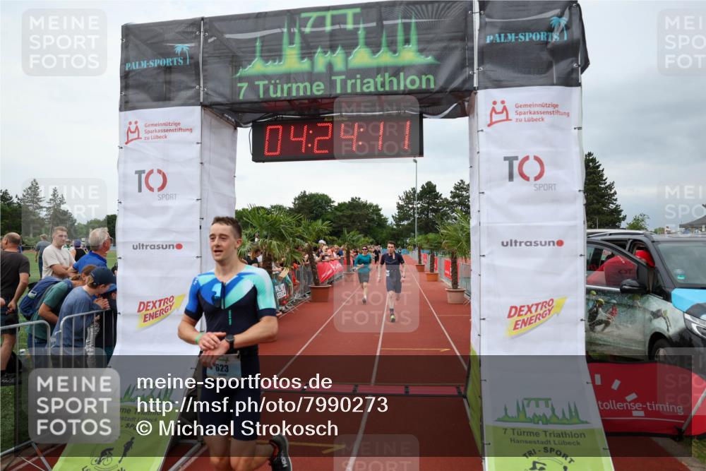 15.06.2025 - 7 Türme Triathlon Michael Strokosch http://msf.ph/oto/7990273 15.06.2025 14:24:11 Ziel 623, 642, 664, 822 meine-sportfotos.de