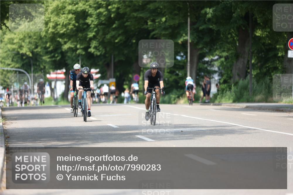 15.06.2025 - 7 Türme Triathlon Yannick Fuchs http://msf.ph/oto/7990283 15.06.2025 13:03:42 Radfahren 218, 516, 587, 619, 1103 meine-sportfotos.de