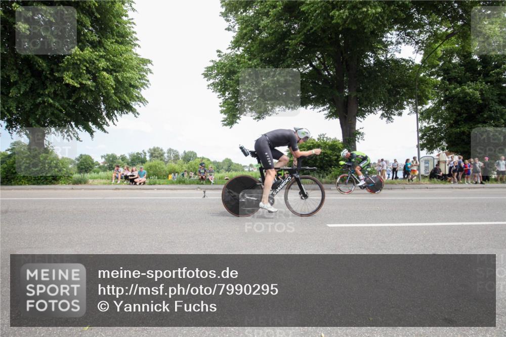 15.06.2025 - 7 Türme Triathlon Yannick Fuchs http://msf.ph/oto/7990295 15.06.2025 13:13:11 Radfahren 233, 243, 276, 370, 381, 414, 496, 517, 711, 812, 1041 meine-sportfotos.de