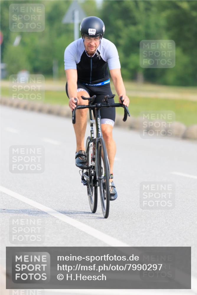 15.06.2025 - 27. Vierlanden-Triathlon H.Heesch http://msf.ph/oto/7990297 15.06.2025 09:46:48 Radfahren 36, 82, 126, 149, 182 meine-sportfotos.de