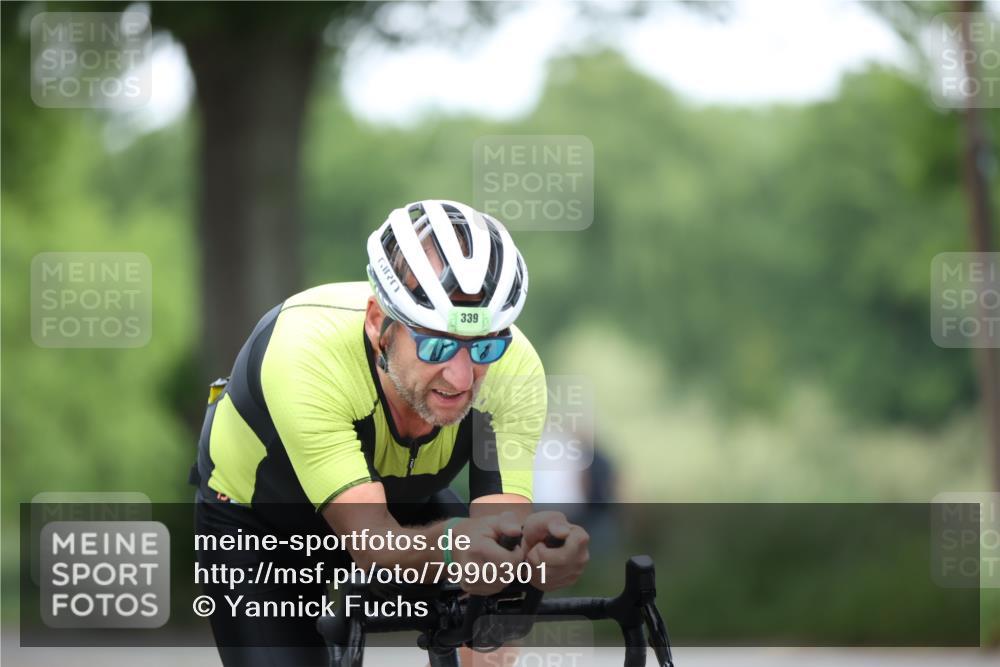 15.06.2025 - 7 Türme Triathlon Yannick Fuchs http://msf.ph/oto/7990301 15.06.2025 11:52:38 Radfahren 339 meine-sportfotos.de