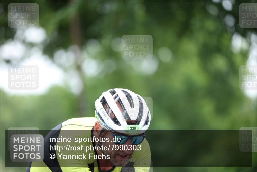 15.06.2025 - 7 Türme Triathlon Yannick Fuchs http://msf.ph/oto/7990303 15.06.2025 11:52:38 Radfahren 339 meine-sportfotos.de