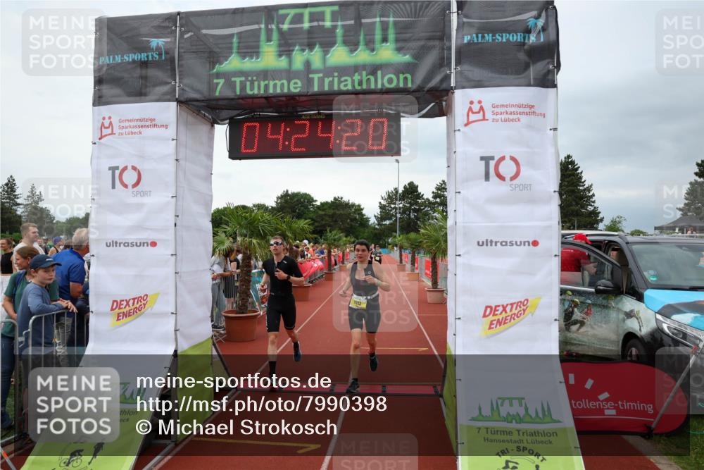 15.06.2025 - 7 Türme Triathlon Michael Strokosch http://msf.ph/oto/7990398 15.06.2025 14:24:20 Ziel 436, 664, 822, 1002, 1012 meine-sportfotos.de