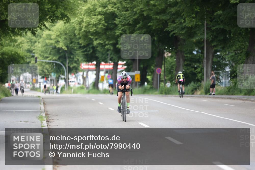 15.06.2025 - 7 Türme Triathlon Yannick Fuchs http://msf.ph/oto/7990440 15.06.2025 11:54:24 Radfahren  meine-sportfotos.de