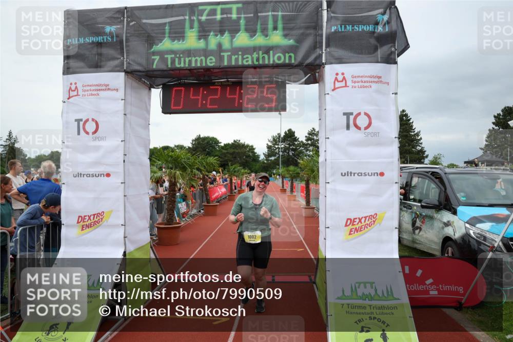 15.06.2025 - 7 Türme Triathlon Michael Strokosch http://msf.ph/oto/7990509 15.06.2025 14:24:25 Ziel 198, 436, 1002, 1012 meine-sportfotos.de