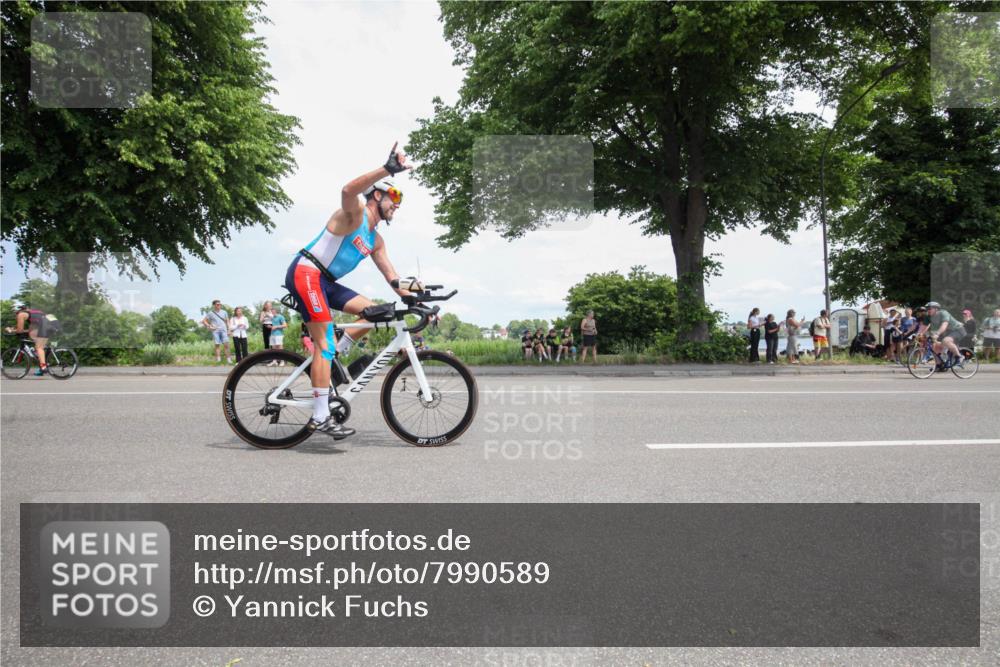 15.06.2025 - 7 Türme Triathlon Yannick Fuchs http://msf.ph/oto/7990589 15.06.2025 13:15:59 Radfahren 213, 236, 258, 326, 368, 418, 487, 565, 645, 781, 903, 905 meine-sportfotos.de