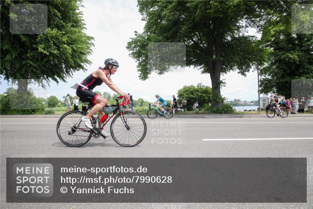 15.06.2025 - 7 Türme Triathlon Yannick Fuchs http://msf.ph/oto/7990628 15.06.2025 13:16:53 Radfahren 291, 336, 337, 366, 533, 703, 706, 737, 748, 830, 960, 1188 meine-sportfotos.de