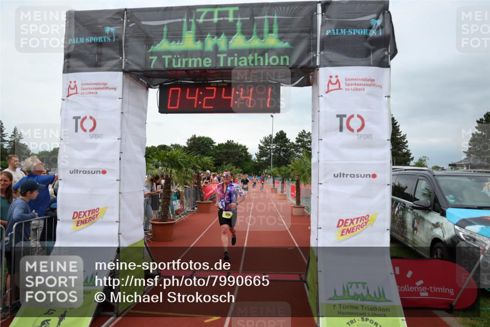 15.06.2025 - 7 Türme Triathlon Michael Strokosch http://msf.ph/oto/7990665 15.06.2025 14:24:40 Ziel 764, 1080 meine-sportfotos.de