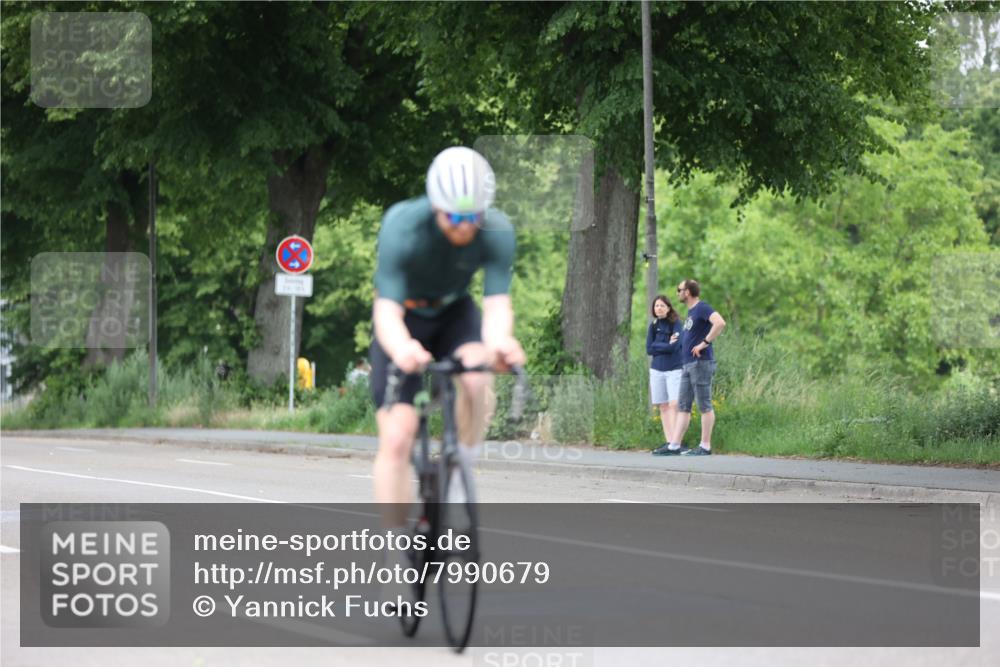 15.06.2025 - 7 Türme Triathlon Yannick Fuchs http://msf.ph/oto/7990679 15.06.2025 11:54:52 Radfahren 305 meine-sportfotos.de