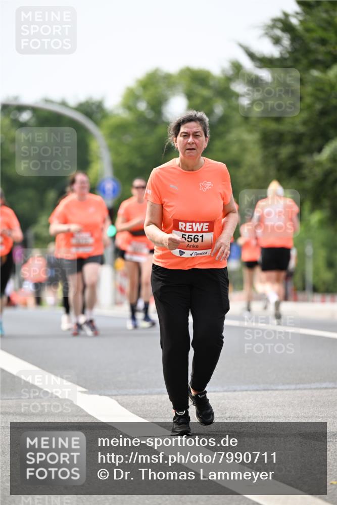 15.06.2025 - REWE Women's Run Dr. Thomas Lammeyer http://msf.ph/oto/7990711 15.06.2025 10:49:59 Laufen 5561 meine-sportfotos.de
