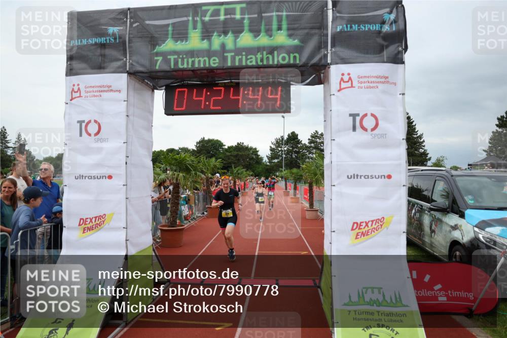 15.06.2025 - 7 Türme Triathlon Michael Strokosch http://msf.ph/oto/7990778 15.06.2025 14:24:44 Ziel 575, 764, 1046, 1080 meine-sportfotos.de