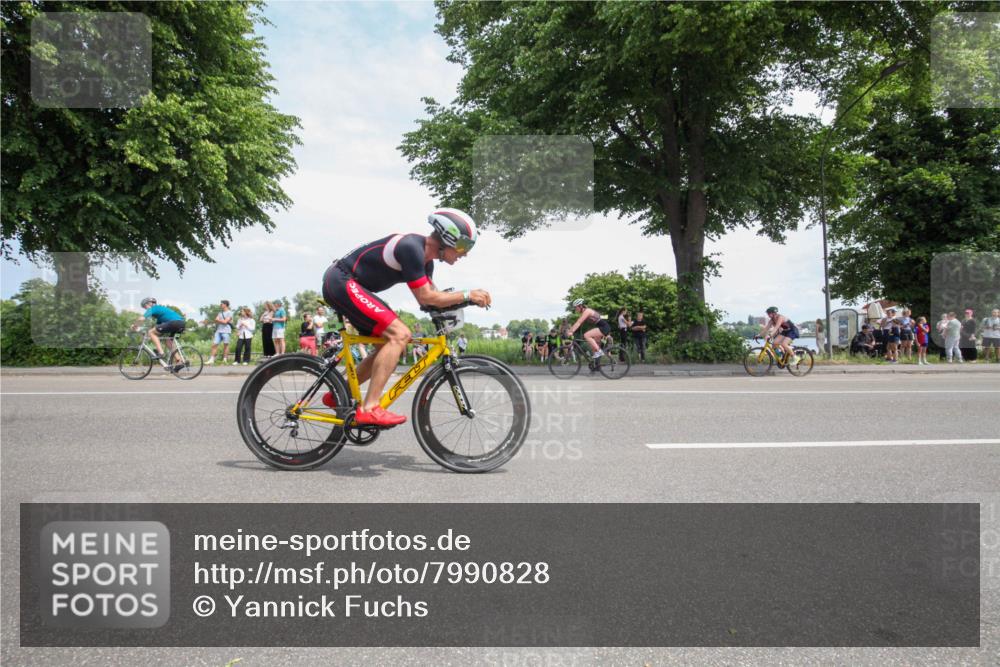 15.06.2025 - 7 Türme Triathlon Yannick Fuchs http://msf.ph/oto/7990828 15.06.2025 13:18:23 Radfahren 540, 728, 1013 meine-sportfotos.de
