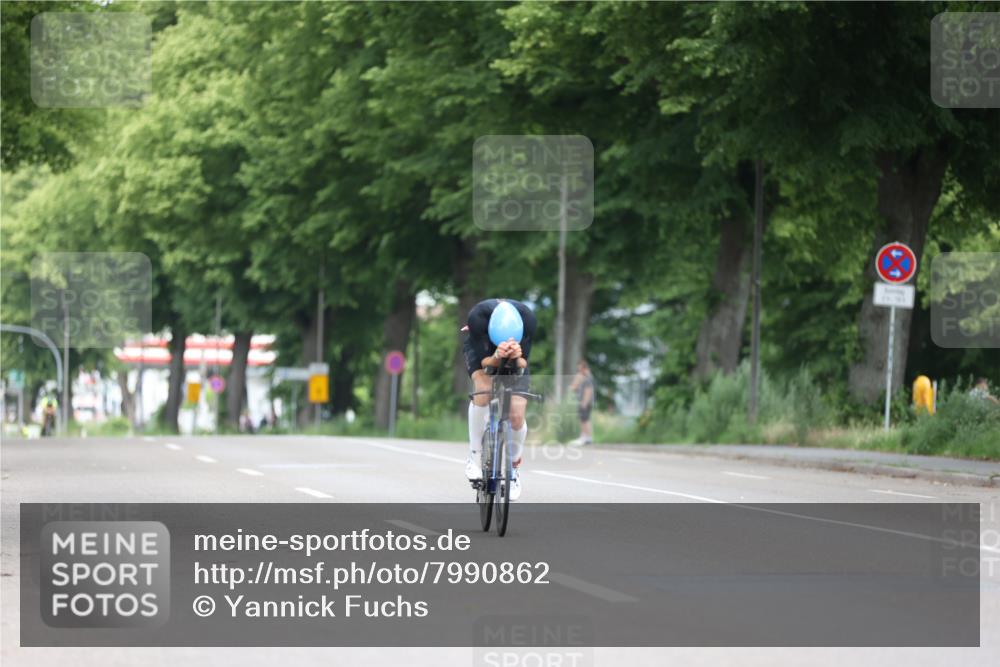 15.06.2025 - 7 Türme Triathlon Yannick Fuchs http://msf.ph/oto/7990862 15.06.2025 11:56:05 Radfahren  meine-sportfotos.de