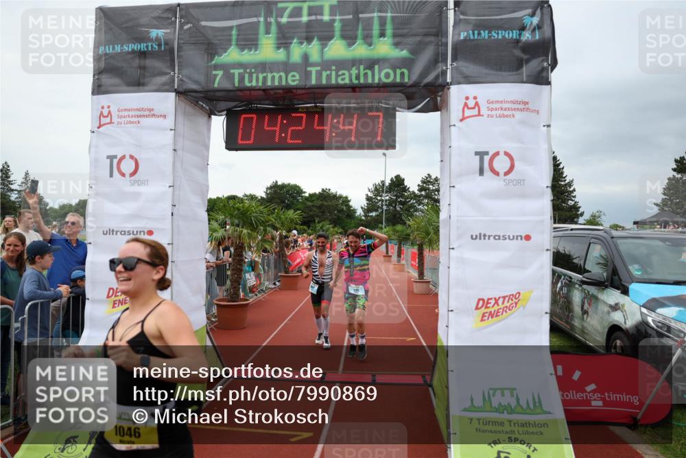 15.06.2025 - 7 Türme Triathlon Michael Strokosch http://msf.ph/oto/7990869 15.06.2025 14:24:47 Ziel 575, 764, 1021, 1046, 1080 meine-sportfotos.de