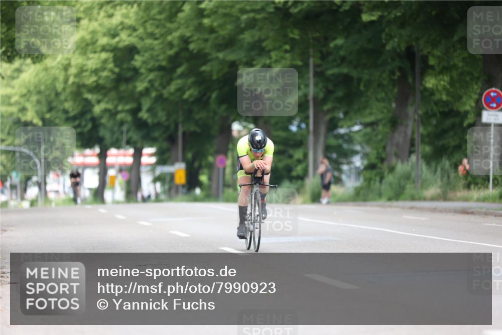 15.06.2025 - 7 Türme Triathlon Yannick Fuchs http://msf.ph/oto/7990923 15.06.2025 11:56:16 Radfahren 207 meine-sportfotos.de