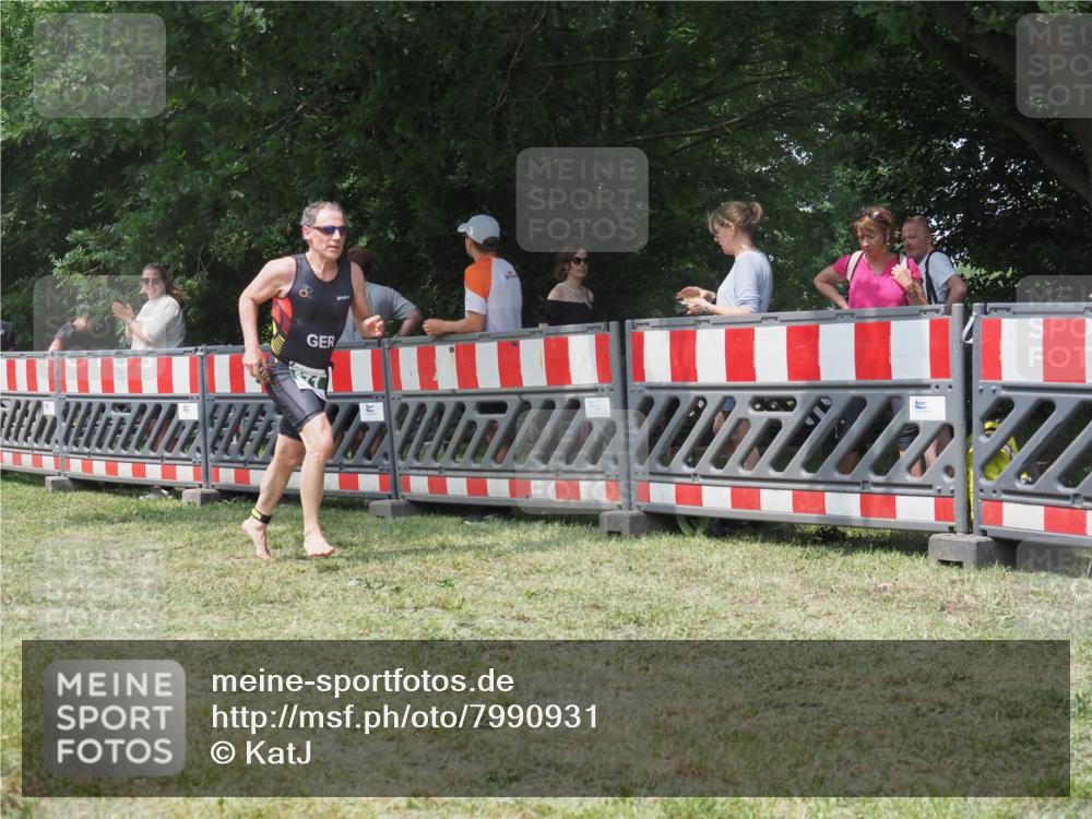 21.06.2025 - 27. Vierlanden-Triathlon KatJ http://msf.ph/oto/7990931 15.06.2025 12:30:42 Laufen  meine-sportfotos.de